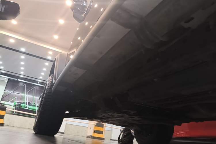 Used Tank 300 2021 Off-Road Edition 2.0T Conqueror Left Side Sill