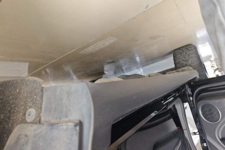 Used Tank 300 2021 Off-Road Edition 2.0T Conqueror Left Side Sill