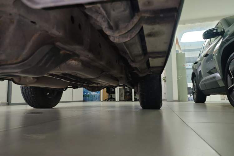 Used Tank 300 2021 Off-Road Edition 2.0T Challenger Left Side Sill