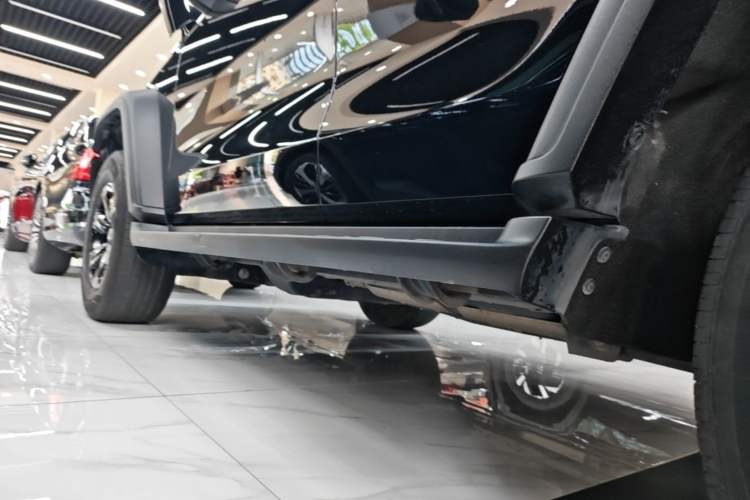 Used Tank 300 2021 Off-Road Edition 2.0T Conqueror Left Side Sill