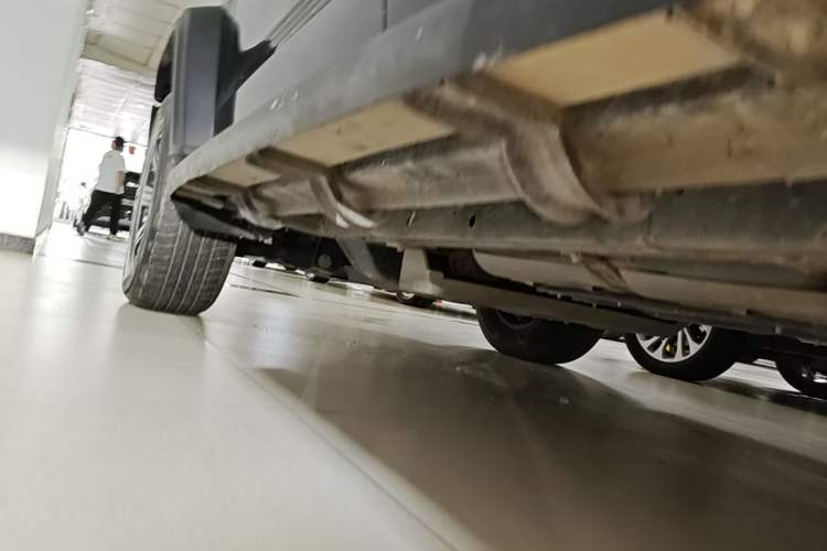 Used Tank 300 2021 Off-Road Edition 2.0T Challenger Left Side Sill