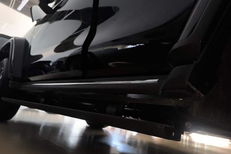 Used Tank 300 2021 City Edition 2.0T—Truly Stylish Left Side Sill
