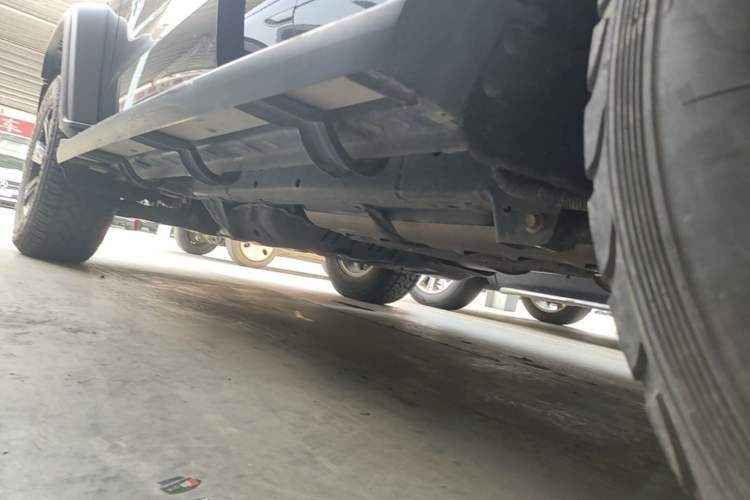 Used Tank 300 2021 Off-Road Edition 2.0T Conqueror Left Side Sill