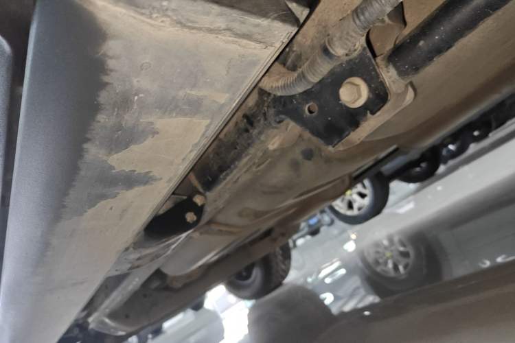 Used Tank 300 2021 City Edition 2.0T—Truly Stylish Left Side Sill
