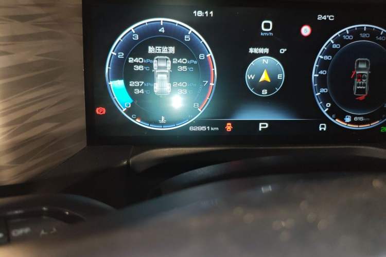 Used Tank 300 2021 Off-Road Edition 2.0T Conqueror Odometer Close Up