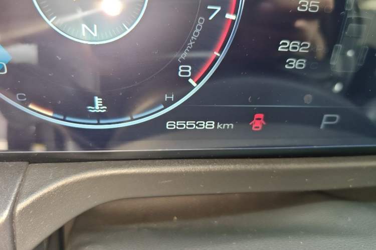 Used Tank 300 2021 Off-Road Edition 2.0T Conqueror Odometer Close Up