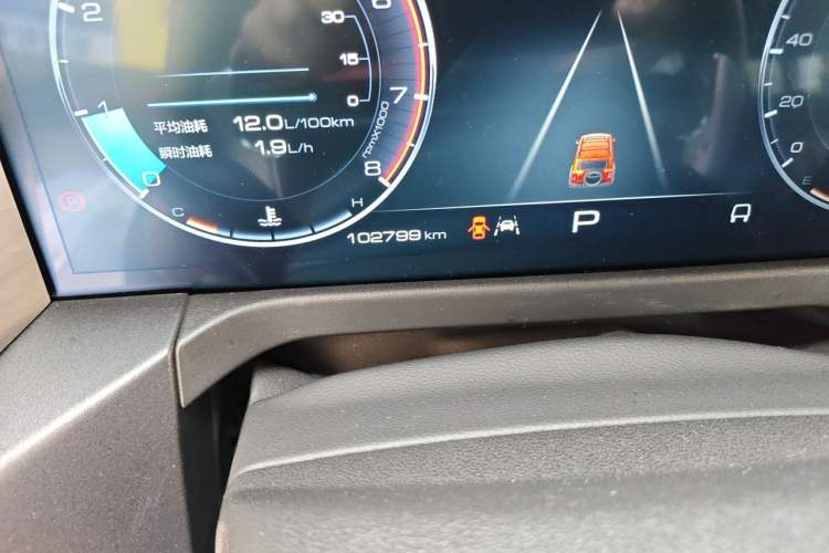 Used Tank 300 2021 Off-Road Edition 2.0T Challenger Odometer Close Up