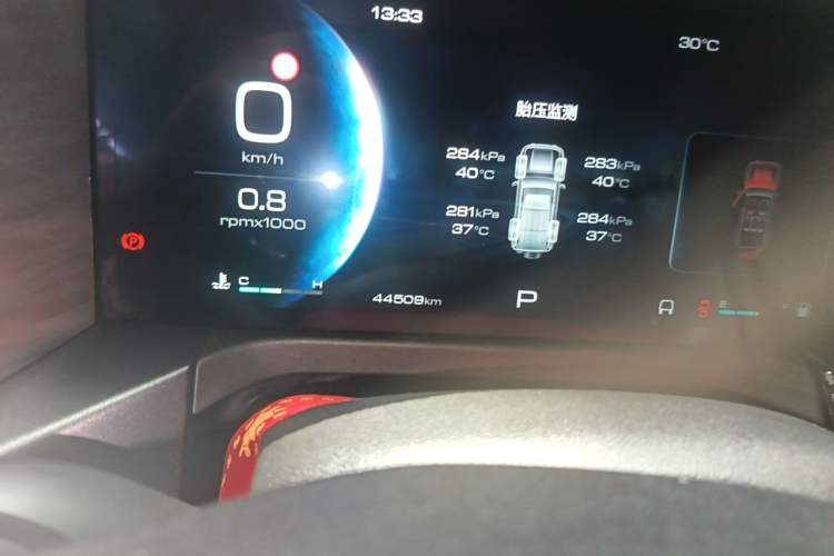 Used Tank 300 2021 City Edition 2.0T—Truly Stylish Odometer Close Up