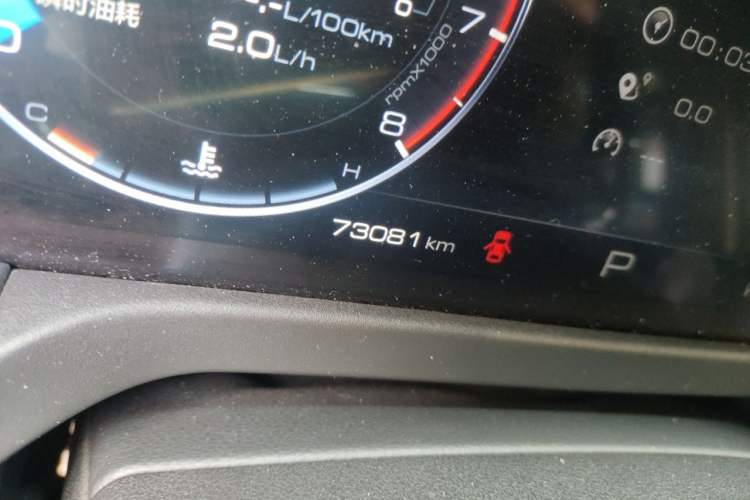 Used Tank 300 2021 City Edition 2.0T—Truly Stylish Odometer Close Up