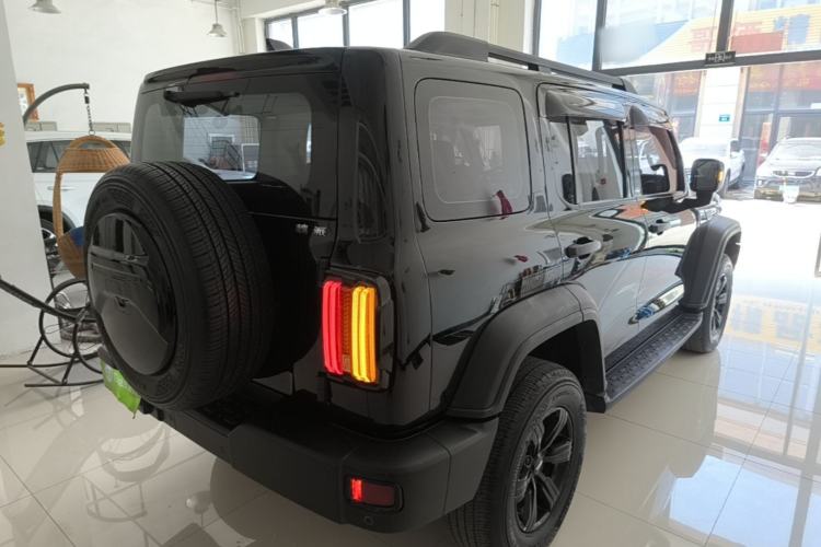 Used Tank 300 2021 Off-Road Edition 2.0T Conqueror Rear Right 45 Deg