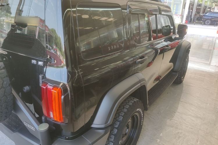 Used Tank 300 2021 Off-Road Edition 2.0T Conqueror Rear Right 45 Deg