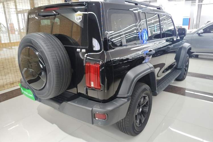 Used Tank 300 2021 Off-Road Edition 2.0T Conqueror Rear Right 45 Deg