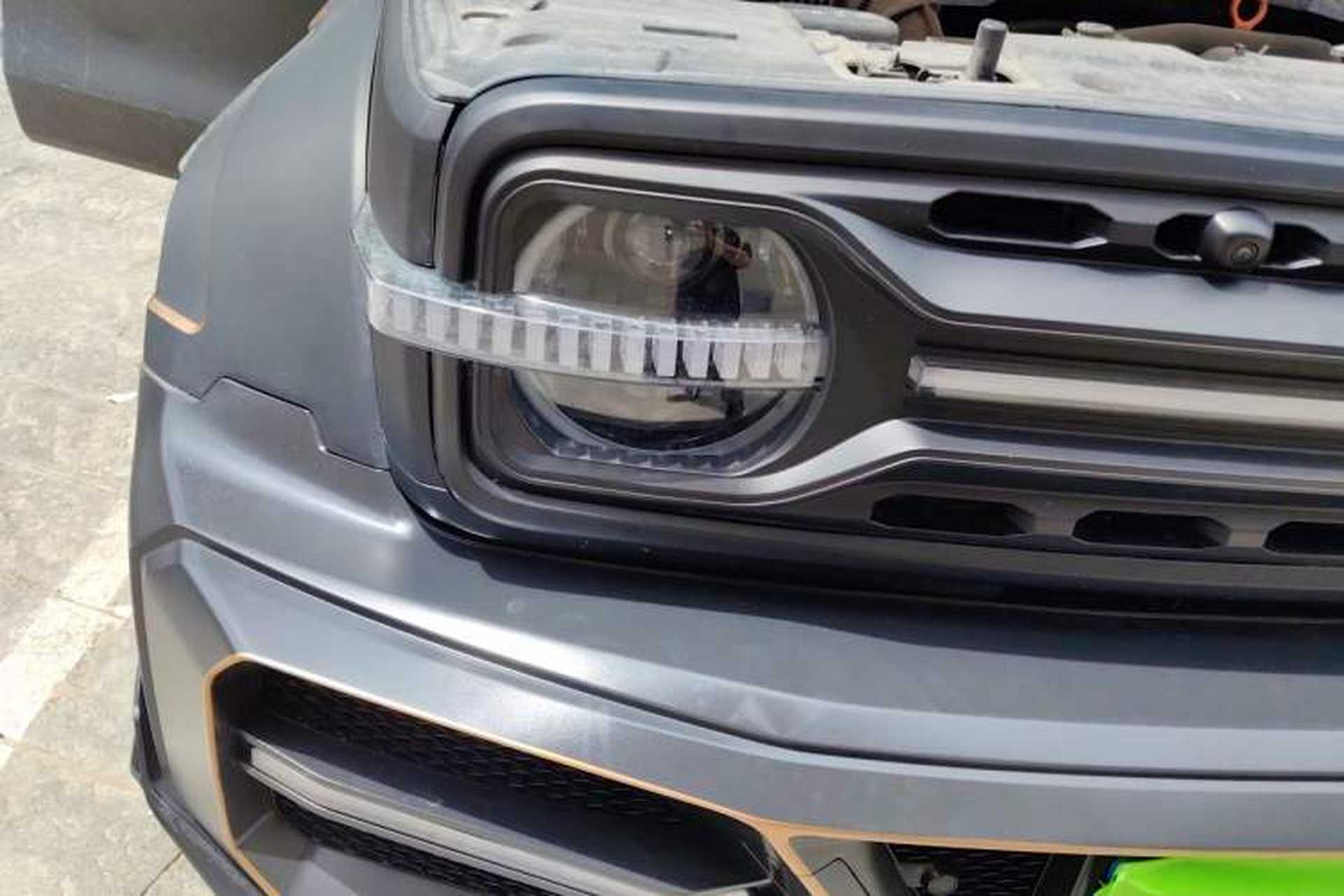 Used Tank 300 2021 City Edition 2.0T—Truly Stylish Right Front Headlight