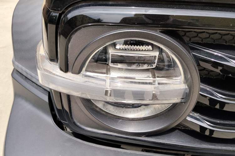 Used Tank 300 2021 Off-Road Edition 2.0T Challenger Right Front Headlight