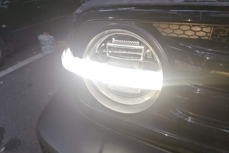Used Tank 300 2021 Off-Road Edition 2.0T Challenger Right Front Headlight