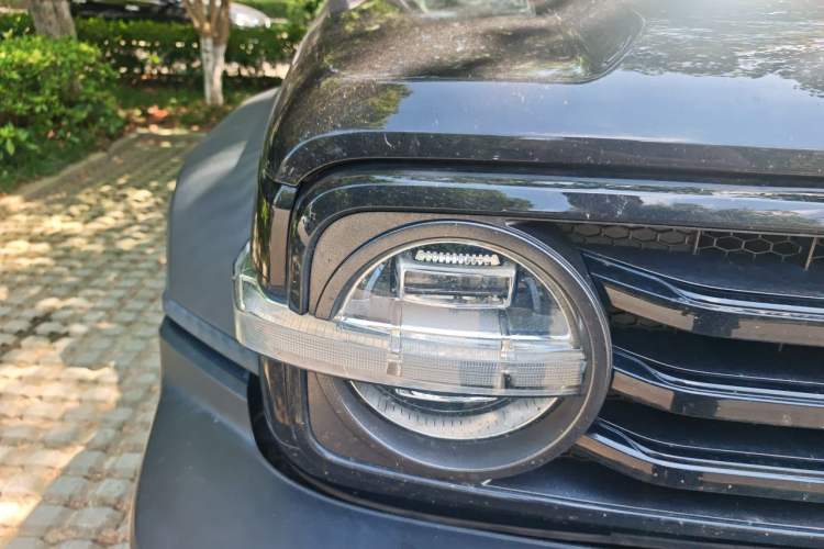 Used Tank 300 2021 Off-Road Edition 2.0T Challenger Right Front Headlight