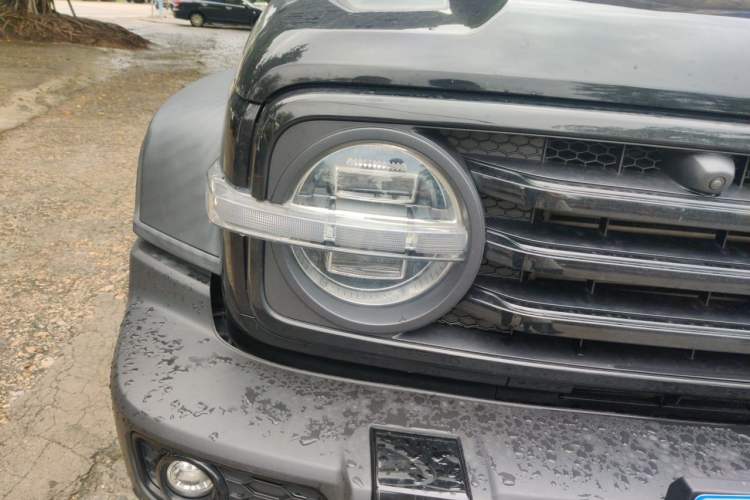 Used Tank 300 2021 Off-Road Edition 2.0T Challenger Right Front Headlight