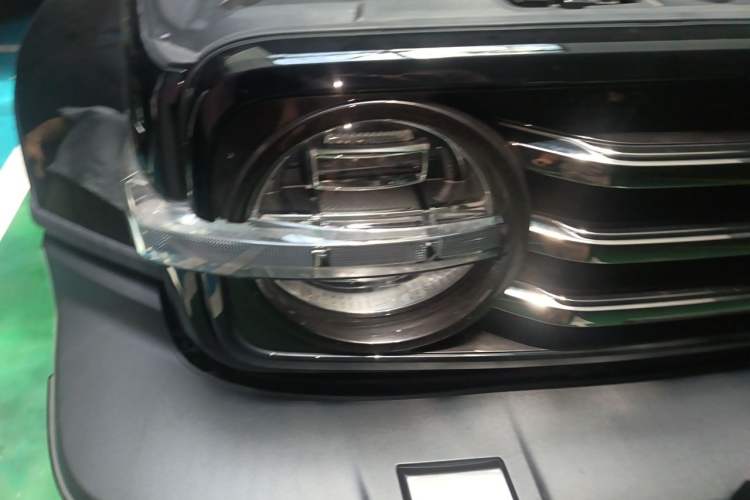 Used Tank 300 2021 City Edition 2.0T—Truly Stylish Right Front Headlight