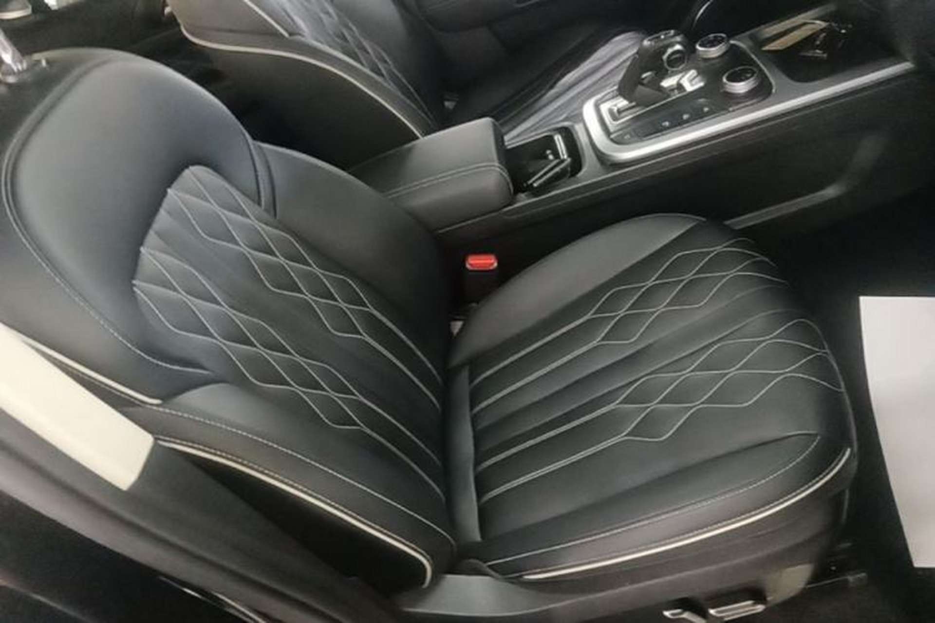 Used Tank 300 2021 Off-Road Edition 2.0T Challenger Right Front Seat