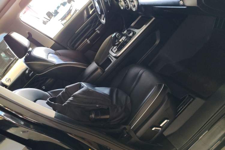 Used Tank 300 2021 Off-Road Edition 2.0T Conqueror Right Front Seat
