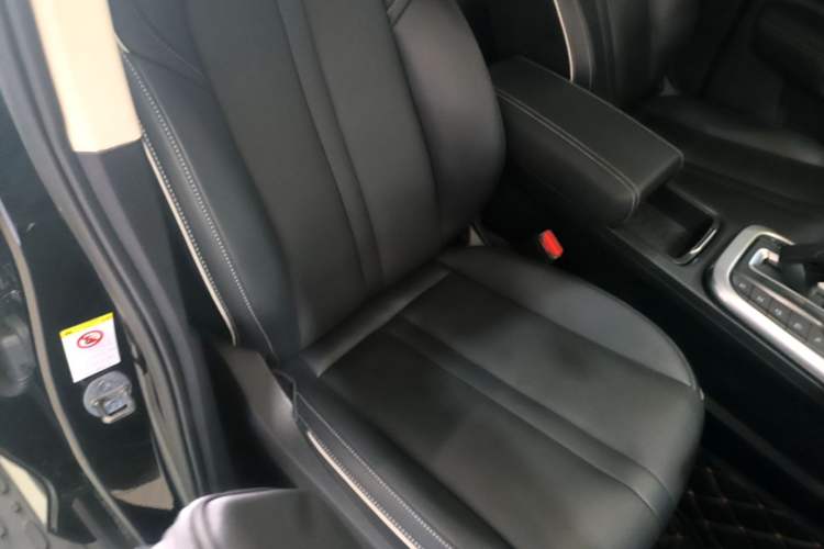Used Tank 300 2021 Off-Road Edition 2.0T Conqueror Right Front Seat