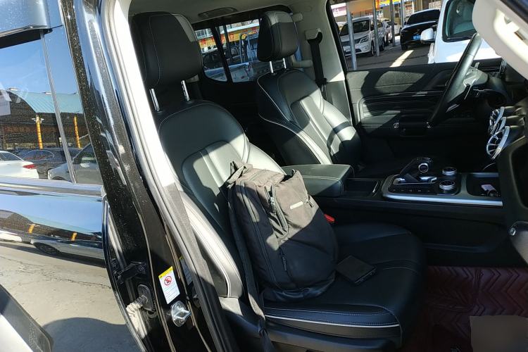 Used Tank 300 2021 Off-Road Edition 2.0T Conqueror Right Front Seat