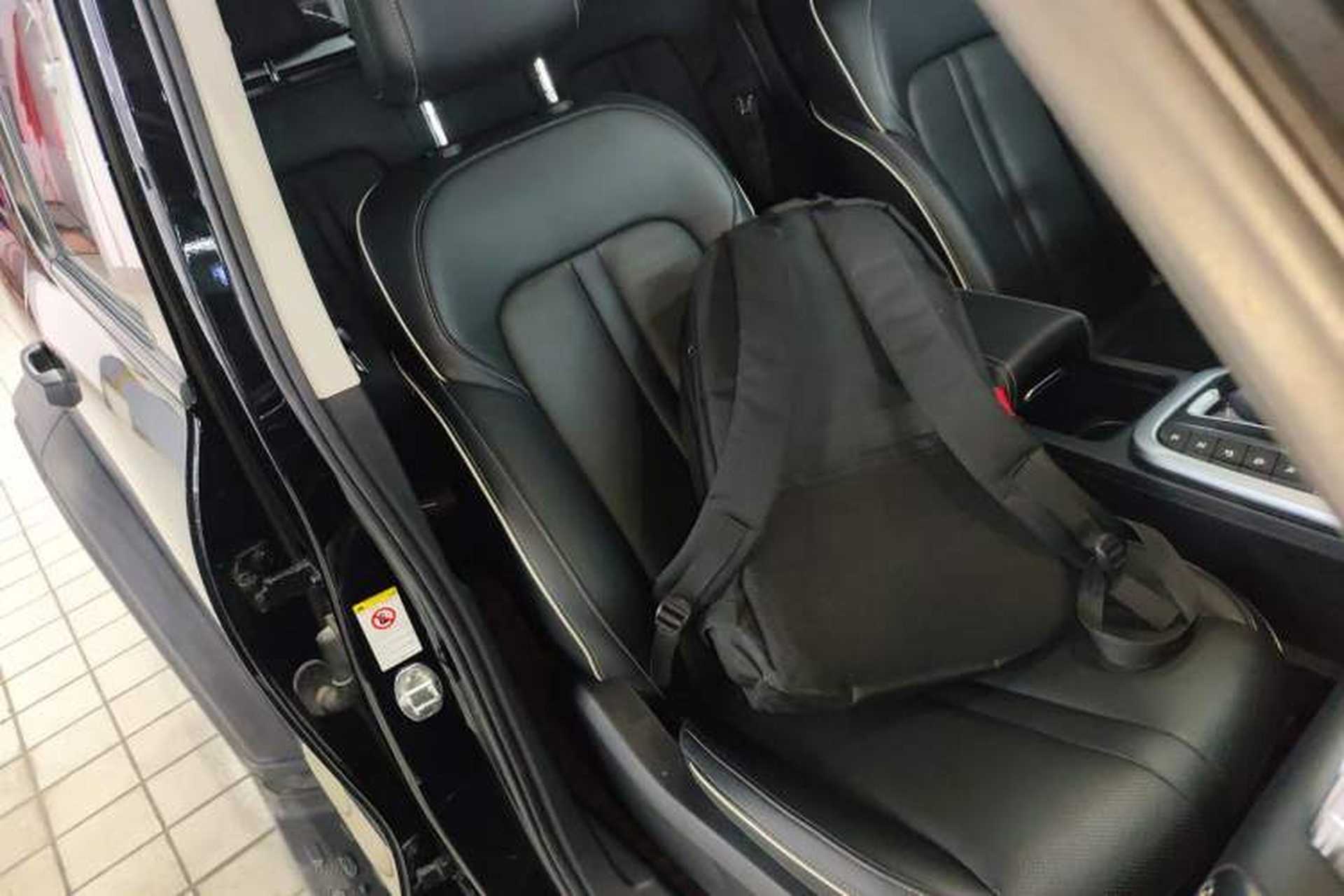 Used Tank 300 2021 Off-Road Edition 2.0T Conqueror Right Front Seat