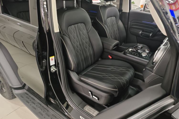 Used Tank 300 2021 Off-Road Edition 2.0T Challenger Right Front Seat