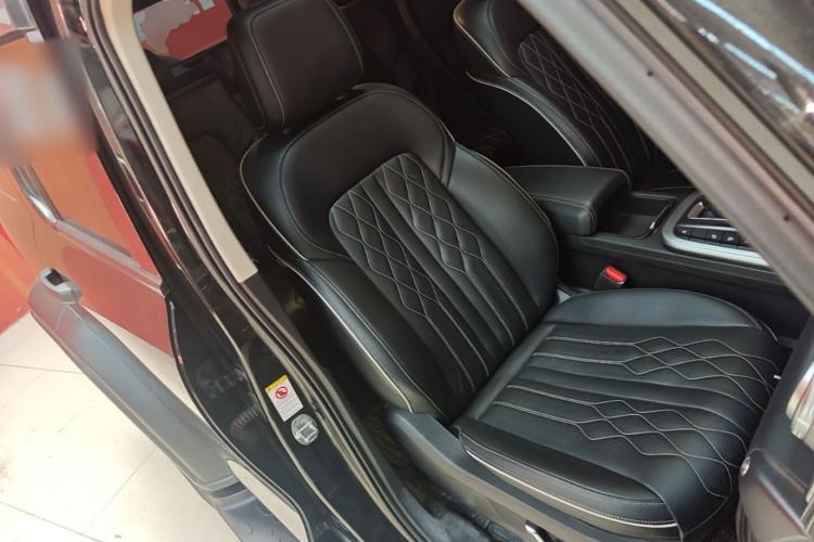 Used Tank 300 2021 Off-Road Edition 2.0T Challenger Right Front Seat