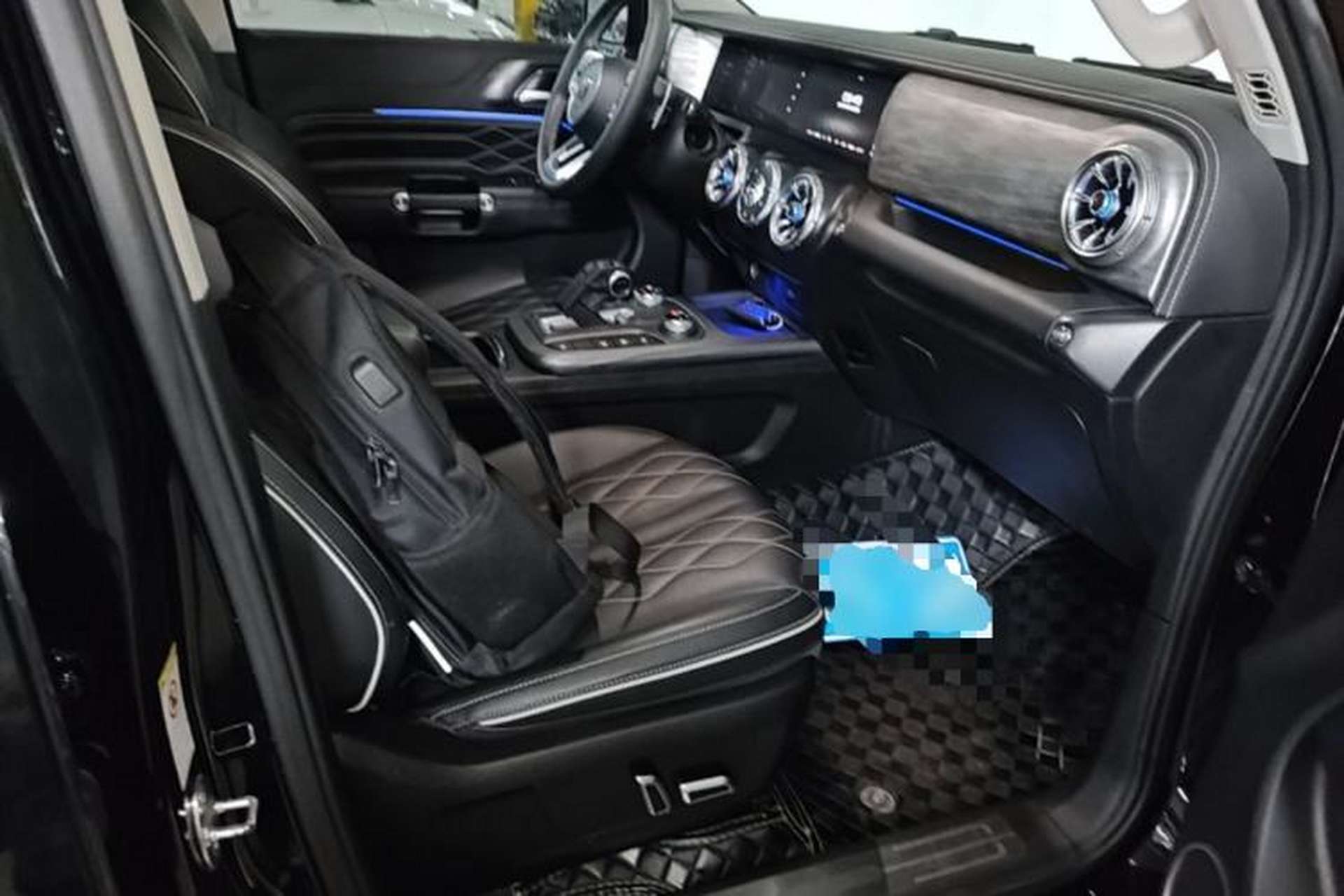 Used Tank 300 2021 Off-Road Edition 2.0T Challenger Right Front Seat