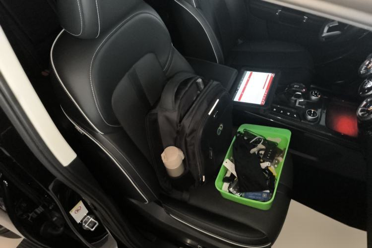 Used Tank 300 2021 City Edition 2.0T—Truly Stylish Right Front Seat