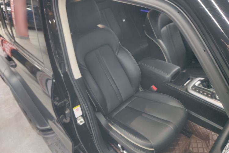 Used Tank 300 2021 Off-Road Edition 2.0T Conqueror Right Front Seat