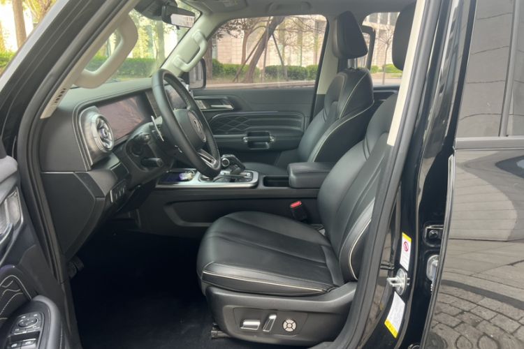 Used Tank 300 2021 Off-Road Edition 2.0T Conqueror Right Front Seat