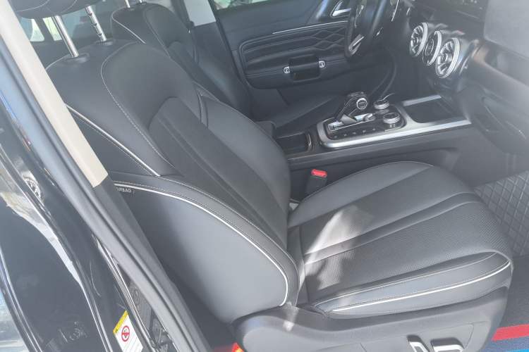 Used Tank 300 2021 Off-Road Edition 2.0T Conqueror Right Front Seat