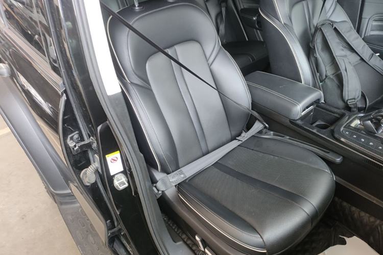Used Tank 300 2021 Off-Road Edition 2.0T Conqueror Right Front Seat