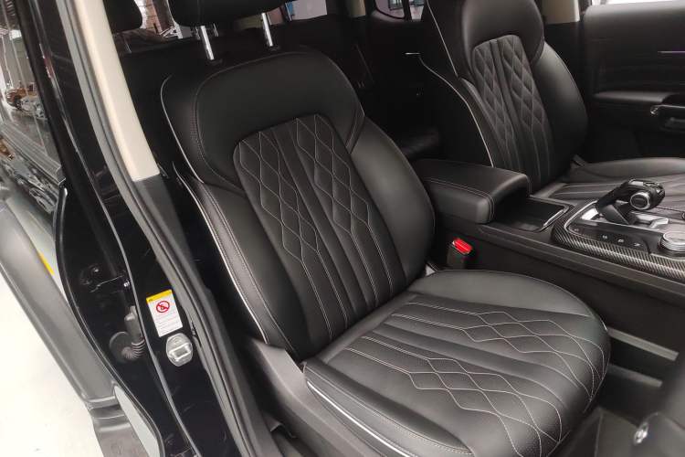 Used Tank 300 2021 Off-Road Edition 2.0T Challenger Right Front Seat