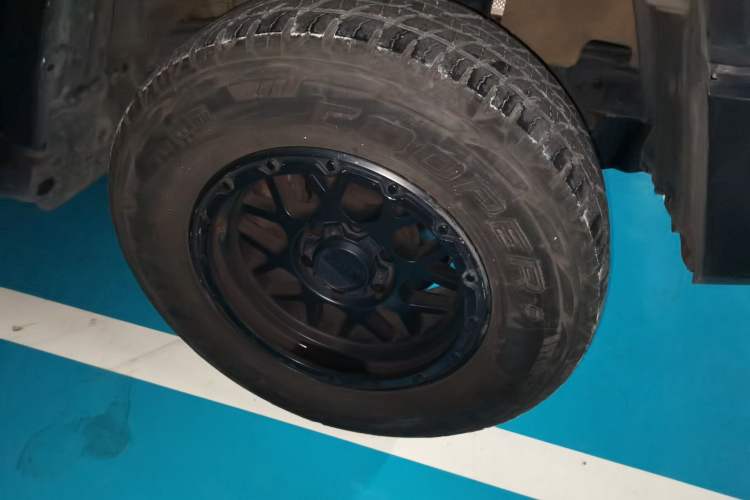 Used Tank 300 2021 Off-Road Edition 2.0T Challenger Right Front Wheel Hub
