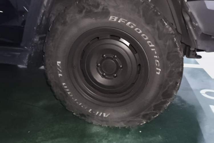 Used Tank 300 2021 Off-Road Edition 2.0T Conqueror Right Front Wheel Hub