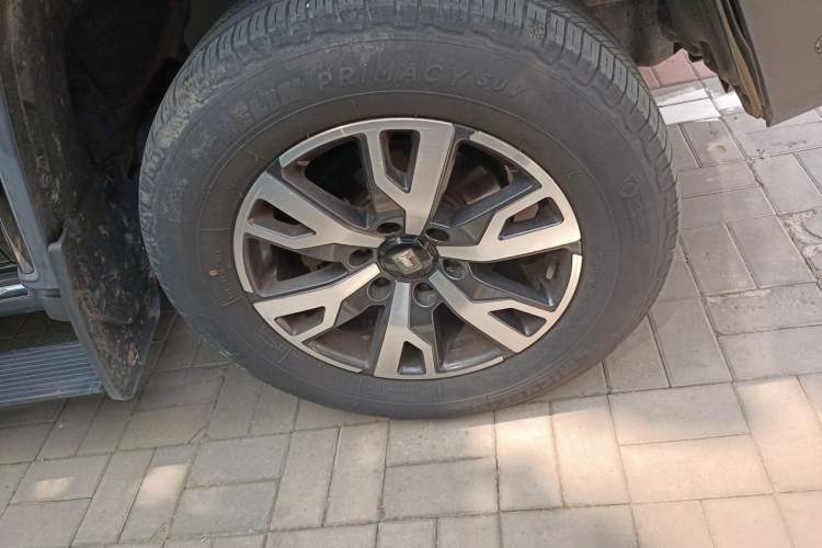 Used Tank 300 2021 City Edition 2.0T—Truly Stylish Right Front Wheel Hub