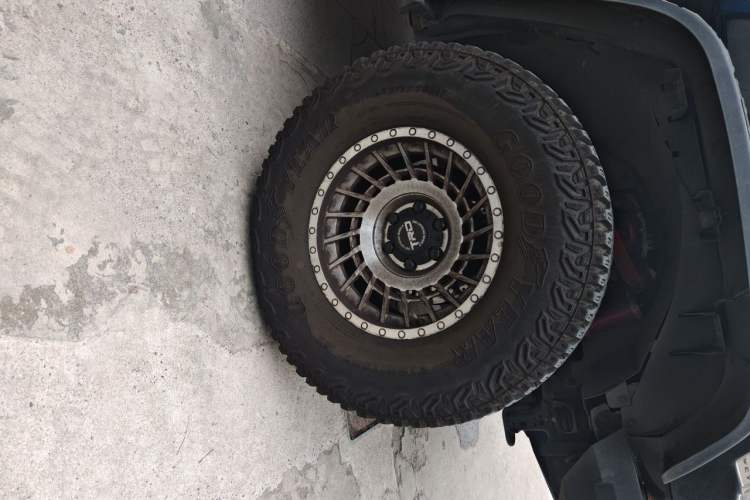 Used Tank 300 2021 Off-Road Edition 2.0T Conqueror Right Front Wheel Hub