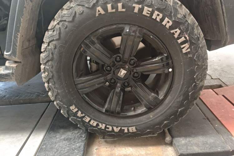 Used Tank 300 2021 Off-Road Edition 2.0T Conqueror Right Front Wheel Hub