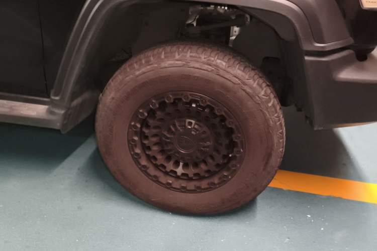 Used Tank 300 2021 Off-Road Edition 2.0T Conqueror Right Front Wheel Hub