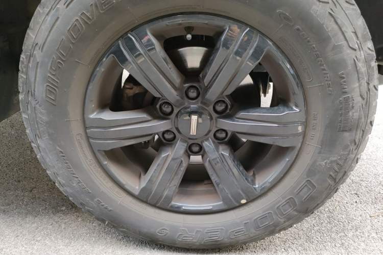 Used Tank 300 2021 Off-Road Edition 2.0T Challenger Right Front Wheel Hub