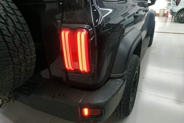 Used Tank 300 2021 Off-Road Edition 2.0T Conqueror Right Rear Taillight