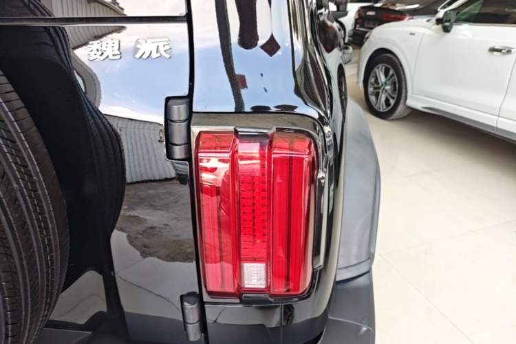 Used Tank 300 2021 Off-Road Edition 2.0T Challenger Right Rear Taillight
