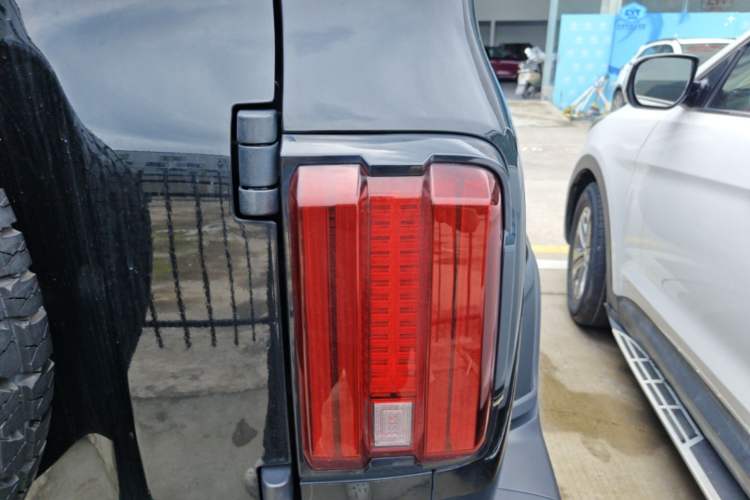 Used Tank 300 2021 City Edition 2.0T—Truly Stylish Right Rear Taillight