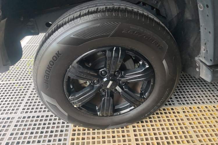 Used Tank 300 2021 Off-Road Edition 2.0T Conqueror Right Rear Wheel Hub