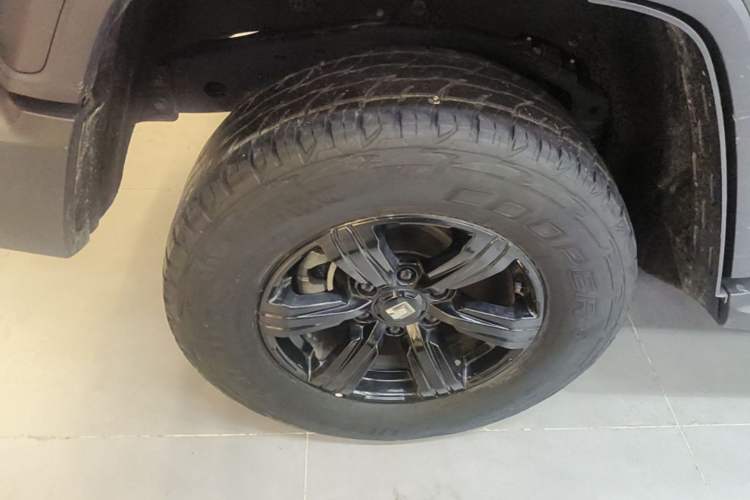 Used Tank 300 2021 Off-Road Edition 2.0T Conqueror Right Rear Wheel Hub