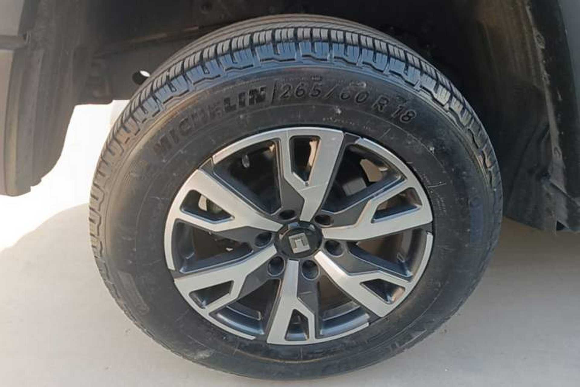 Used Tank 300 2021 City Edition 2.0T—Truly Stylish Right Rear Wheel Hub