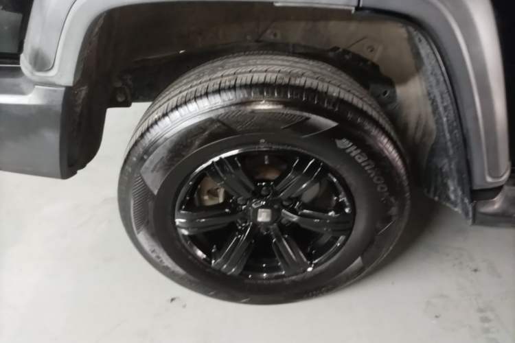 Used Tank 300 2021 Off-Road Edition 2.0T Conqueror Right Rear Wheel Hub
